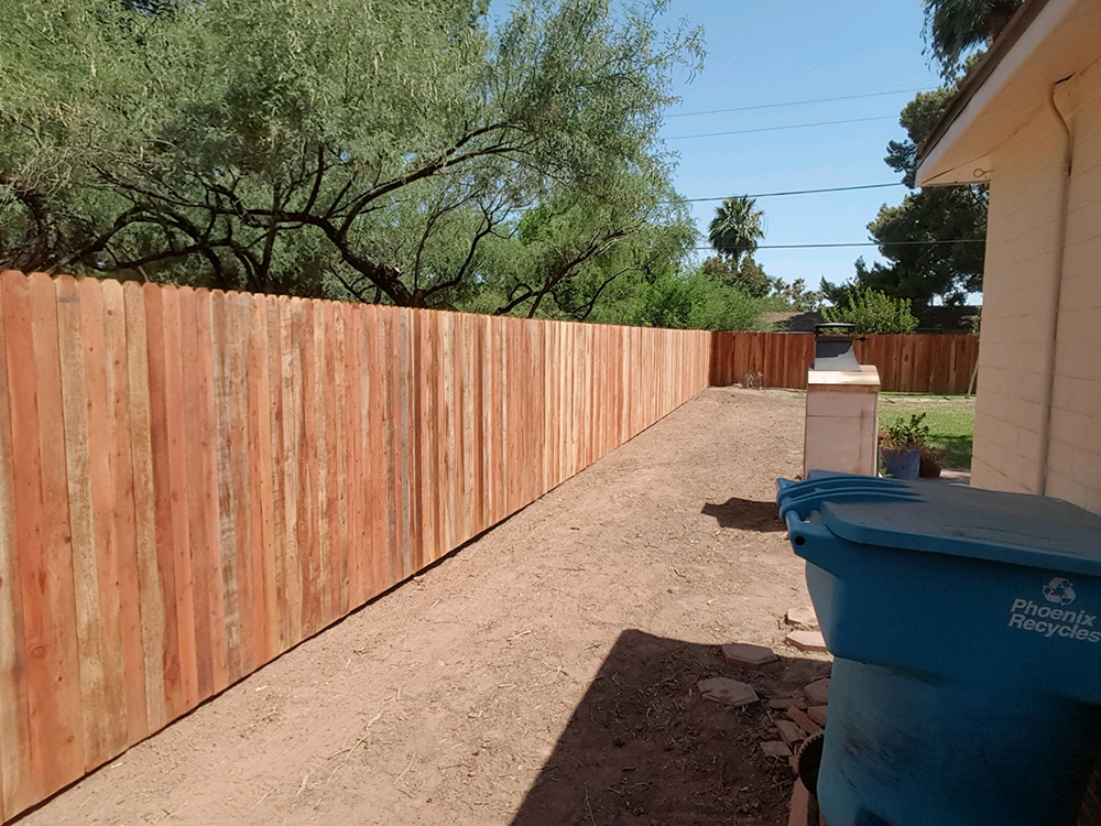 Top Wood Fence Panel Installation in Phoenix - Quality Panels & Posts